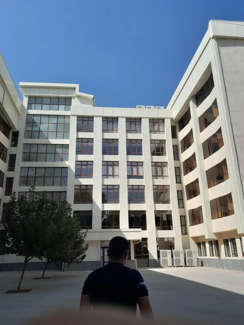 University of World Economy and Diplomacy, Toshkent — photo 7